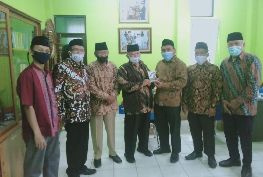 LDII Silaturrohim dengan MUI Banten, Laporkan Hasil Rapimnas LDII