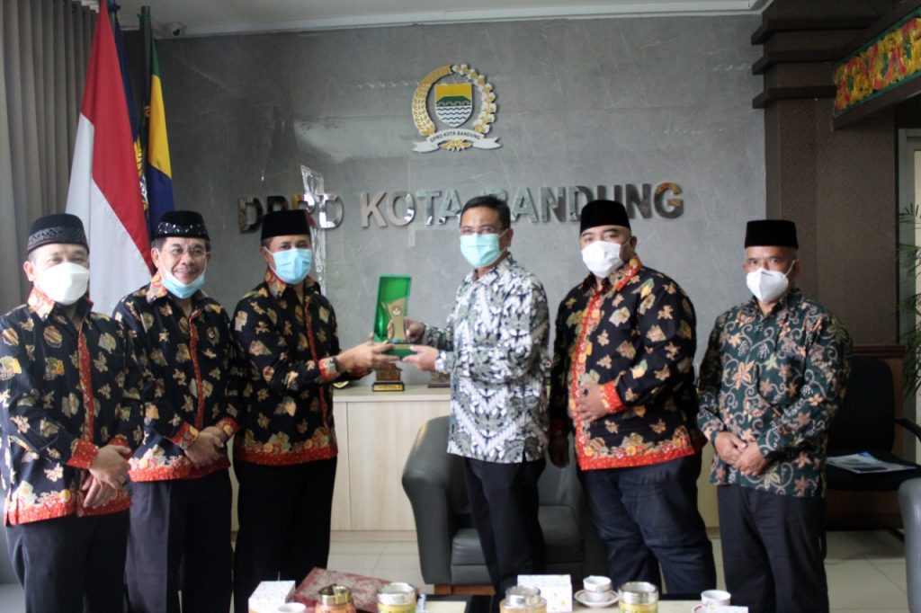 DPRD Kota Bandung Ajak LDII Awasi Penegakan Perundangan