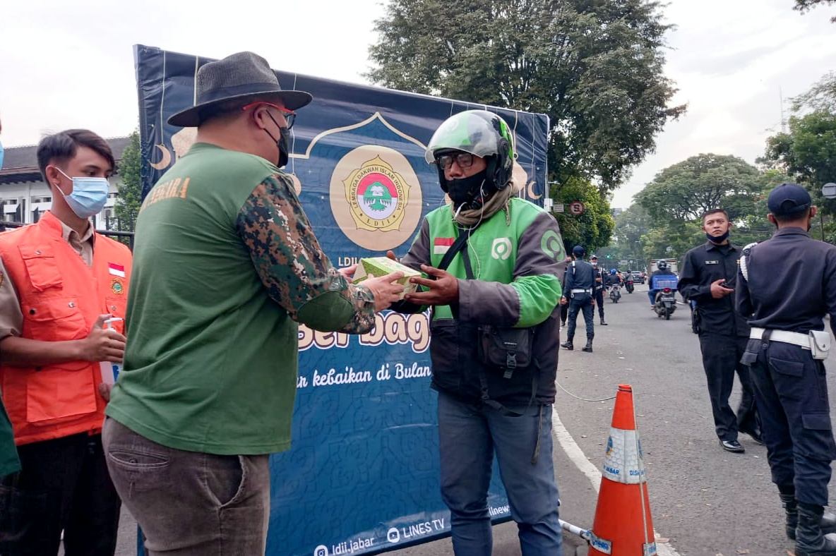 Berbagi Berkah Ramadan, LDII Jabar Bagikan Puluhan Ribu Paket Takjil