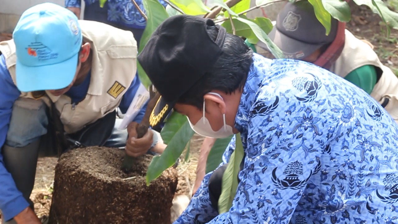 Camat Cibeunying Kaler Apresiasi LDII Peduli Alam dan Lingkungan