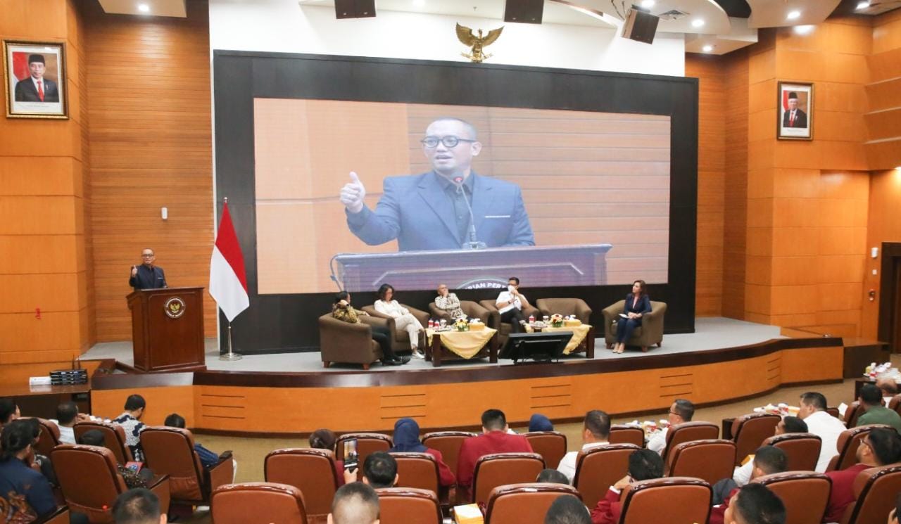 LDII Apresiasi Buku Karya Juru Bicara Kementerian Pertahanan Dahnil Anzar!?