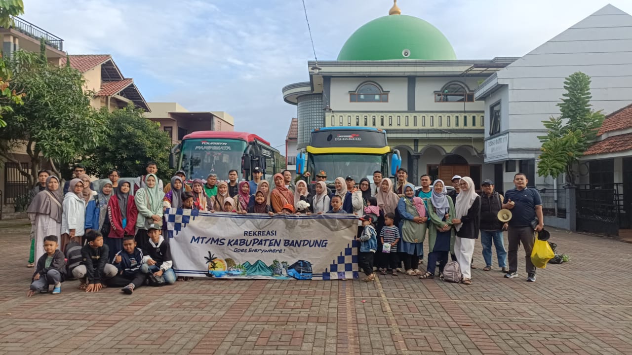 LDII Margaasih Gelar Refreshing ke Ciater Subang, Tingkatkan Kerukunan dan Kekompakan Warga