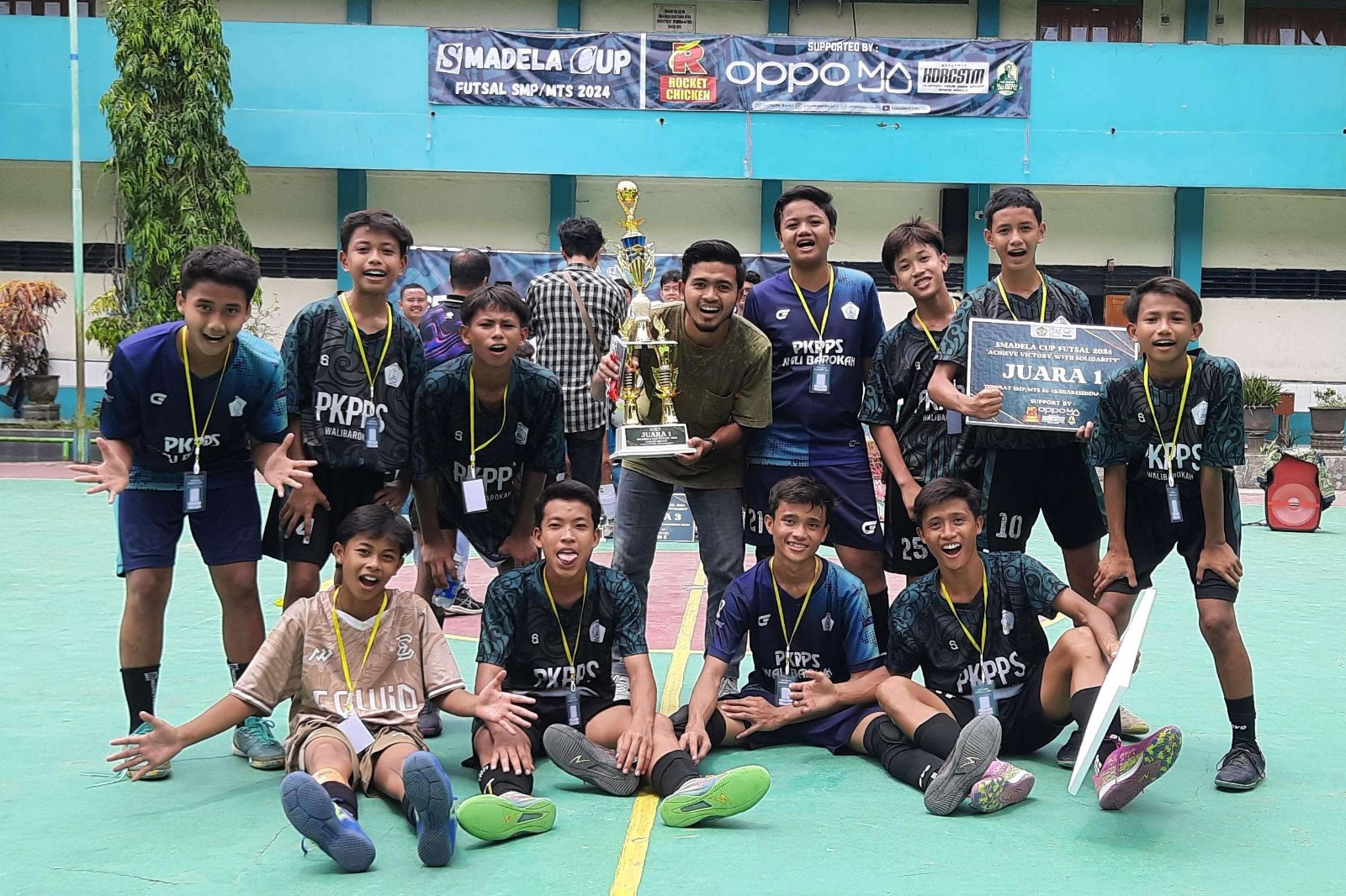 Tim Futsal PKPPS Wustha Wali Barokah Juara SMADELA Cup 2024