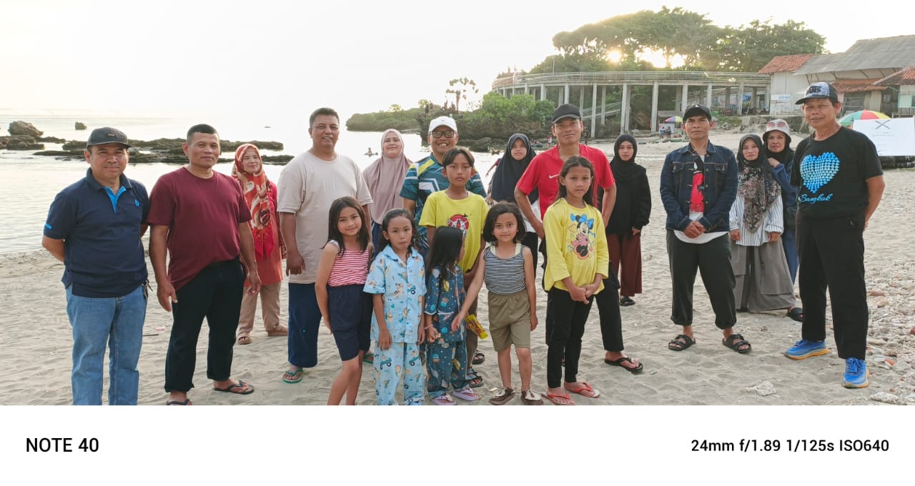 LDII Pangalengan Wisata Alam di Pantai Sayang Heulang