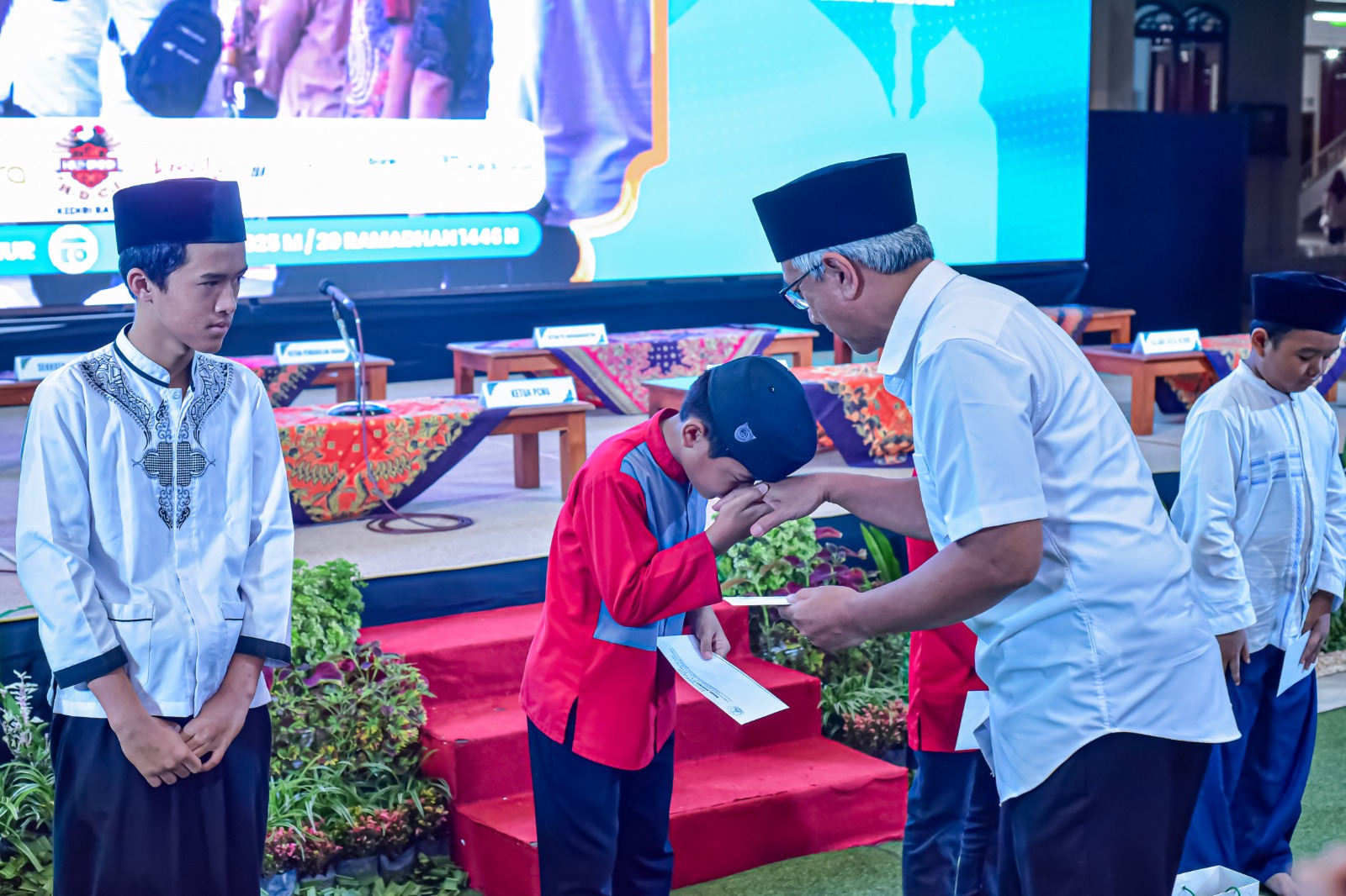 LDII Bersama Forkopimda Kediri, Santunan Anak Yatim dan Buka Puasa