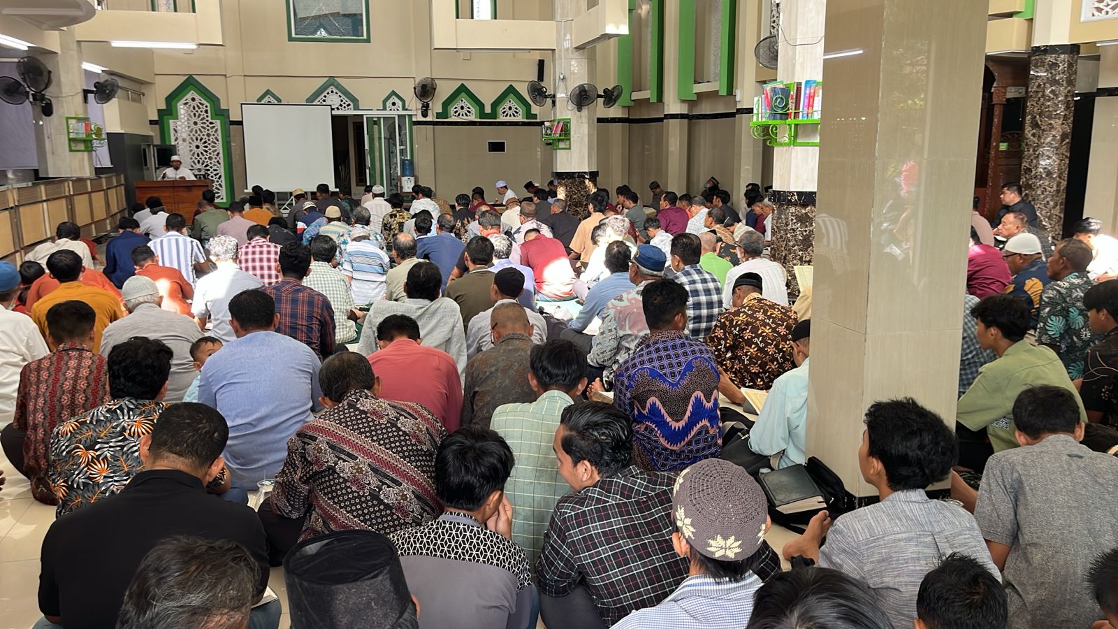 LDII Kalbar Kupas Makna Kurban, 700 Warga Padati Masjid Podomoro