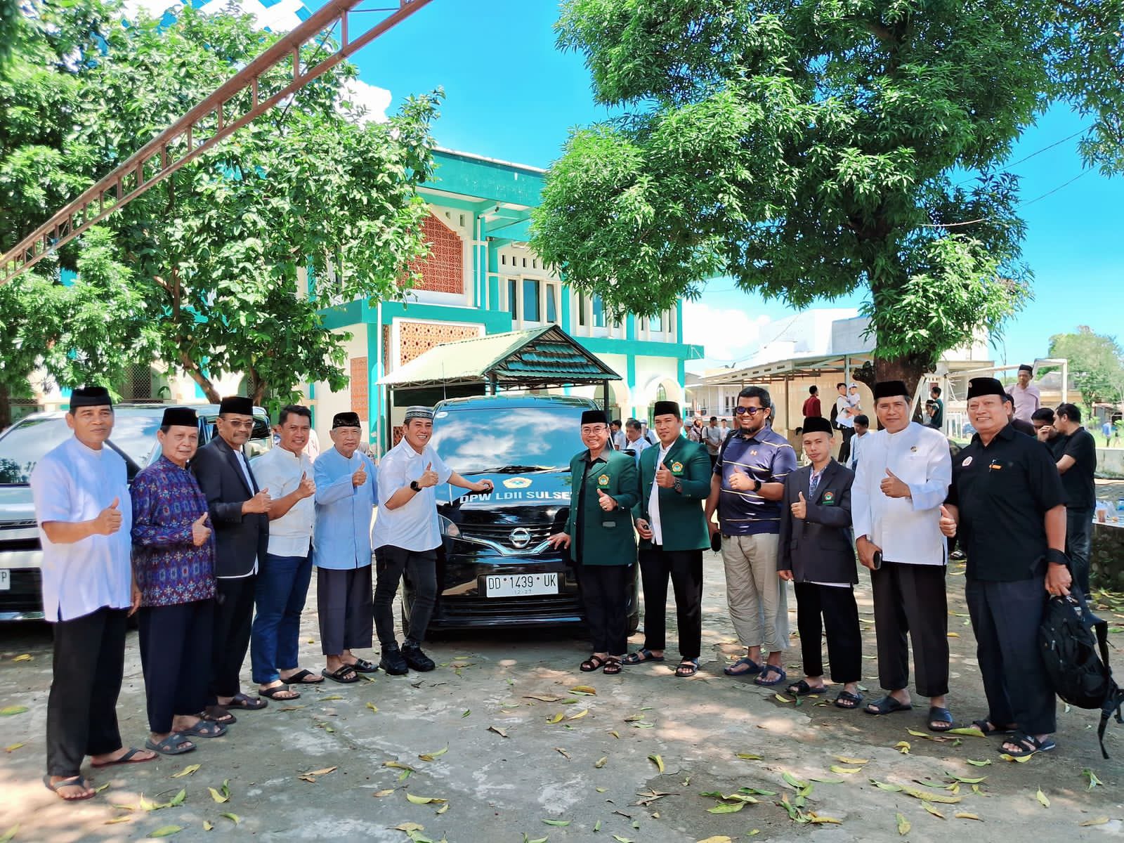 LDII Sulsel Terima Bantuan Mobil dari Anggota DPR Daeng Ical