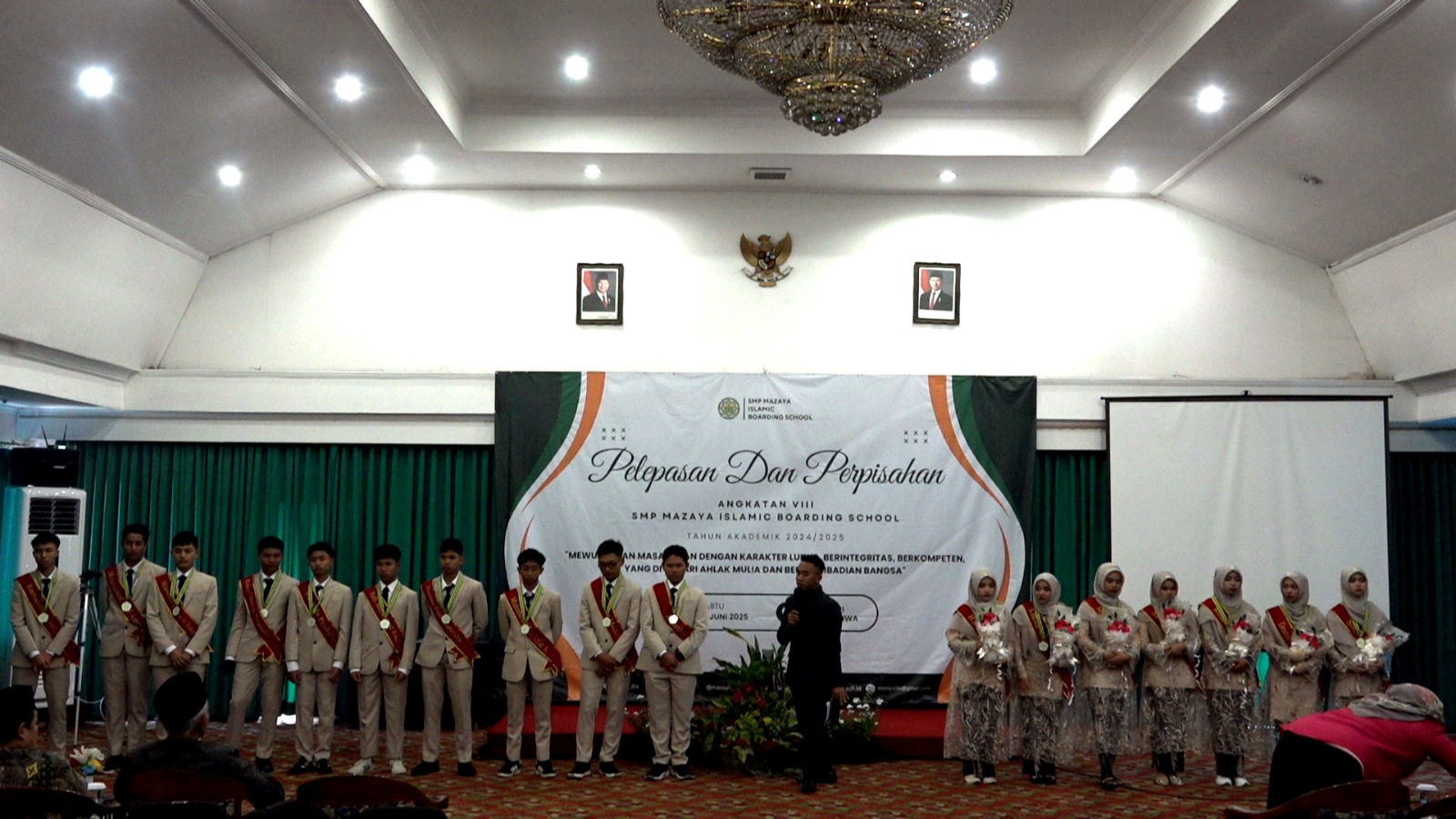Mazaya Islamic Boarding School Lepas 17 Siswa, 14 Lulus Jadi Mubaligh