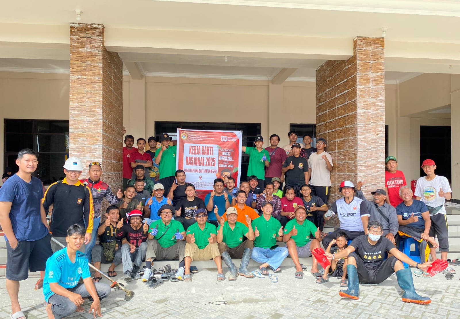 Sambut HUT ke-80 RI, LDII Mimika Ajak Warga Kerja Bakti
