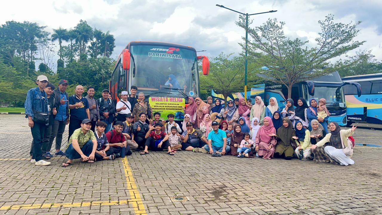 Sambut Ramadan Warga LDII Karanganyar Subang Adakan Wisata Religi