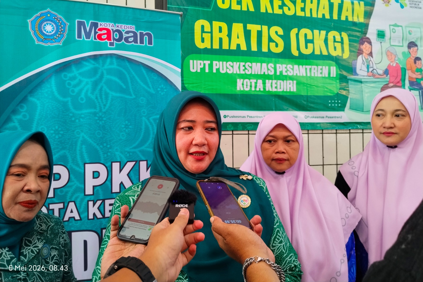 PKK Kota Kediri Gandeng Ponpes Wali Barokah, Ratusan Santri Ikuti Cek Kesehatan Gratis